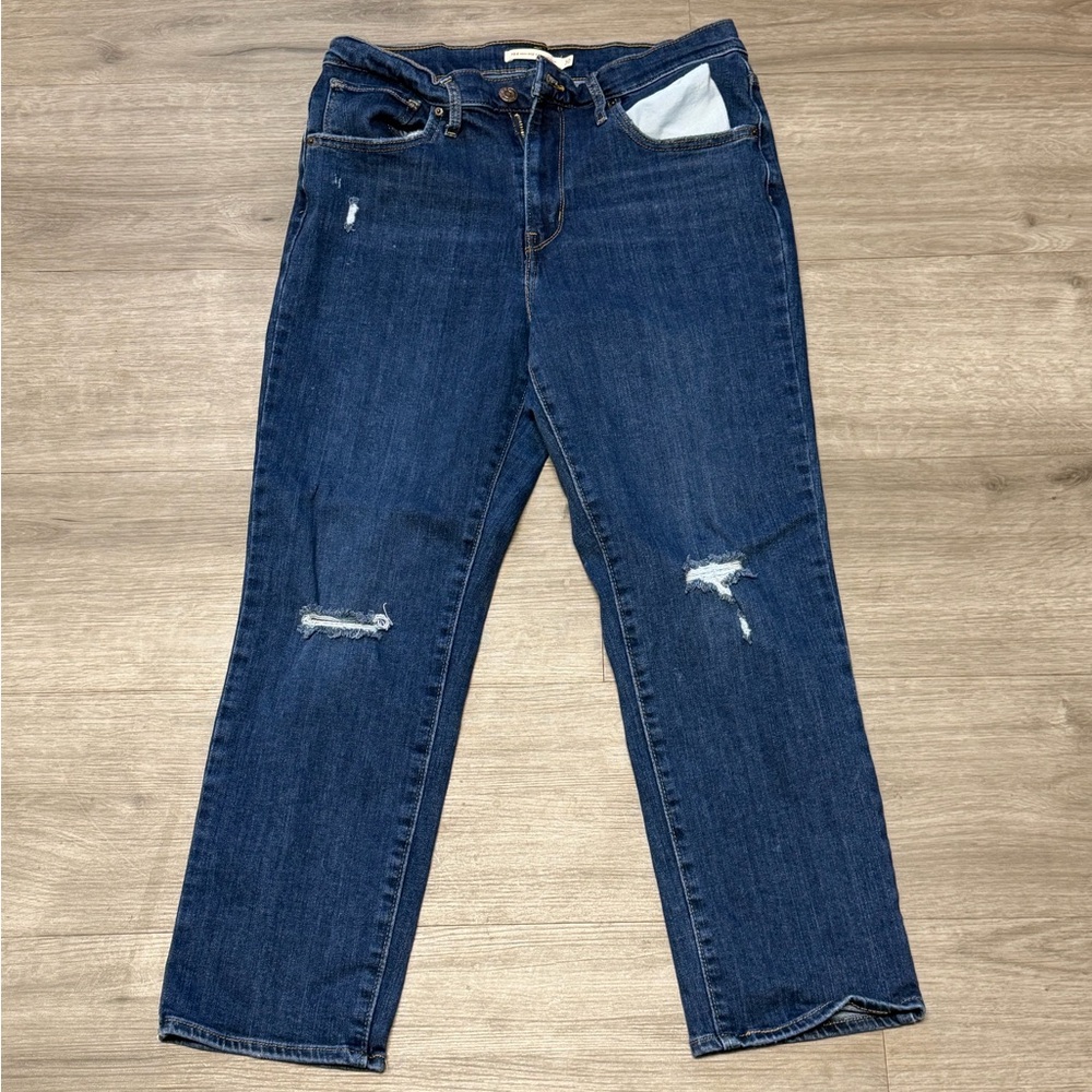 Levi Denim 724 High Rise Straight Top Distressed Jesns